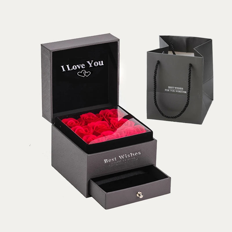 Nine Rose Gift Box Necklace
