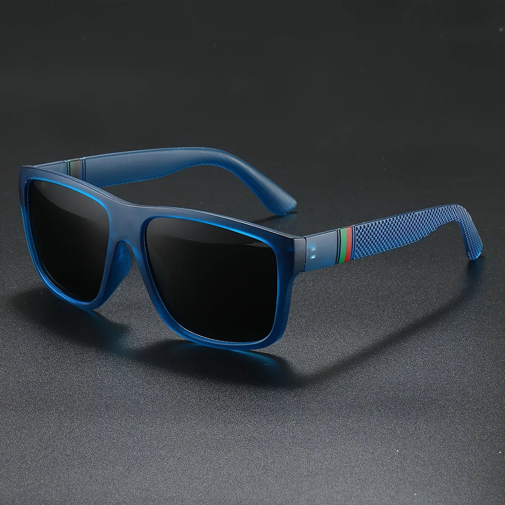 Veylora™ Classic Vintage Sunglasses lens detail