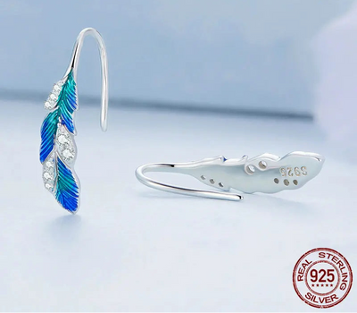 BAMOER Feather Earrings worn