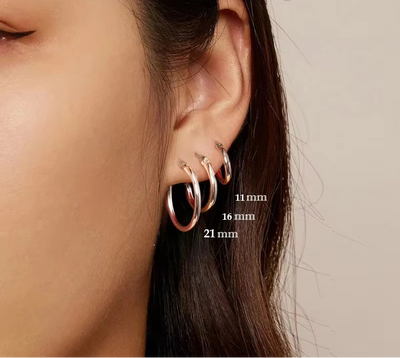 BAMOER Glossy Tube Hoop Earrings worn