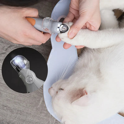 LED Pet Nail Clipper blade detail