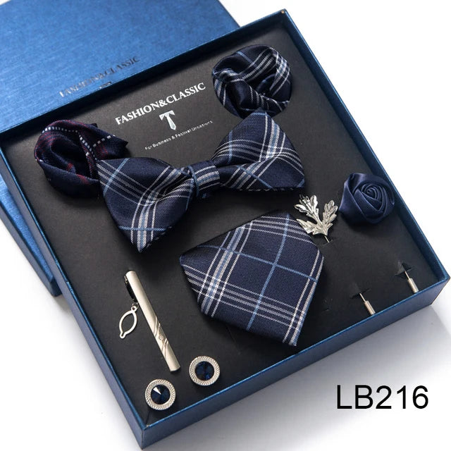 Silvane Luxe Men's Tie Set with suit