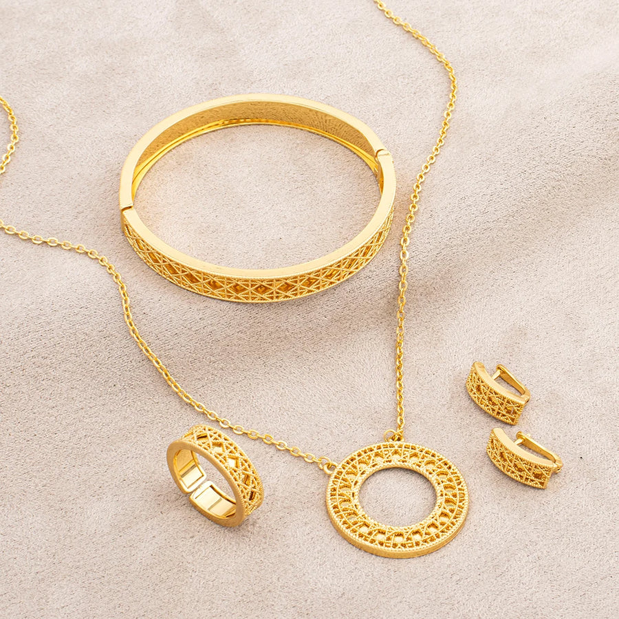 Circular Hollow 4-Piece Jewellery Set close-up