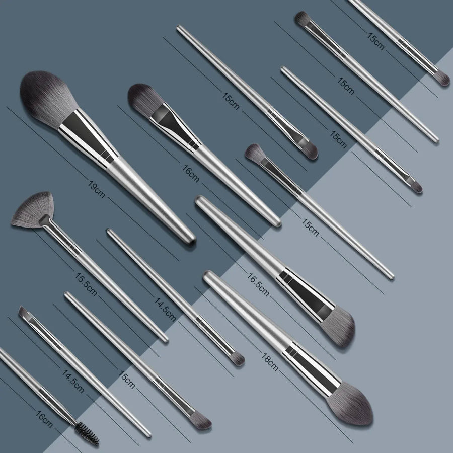 Velluna VelvetBlend Makeup Brush Set close-up