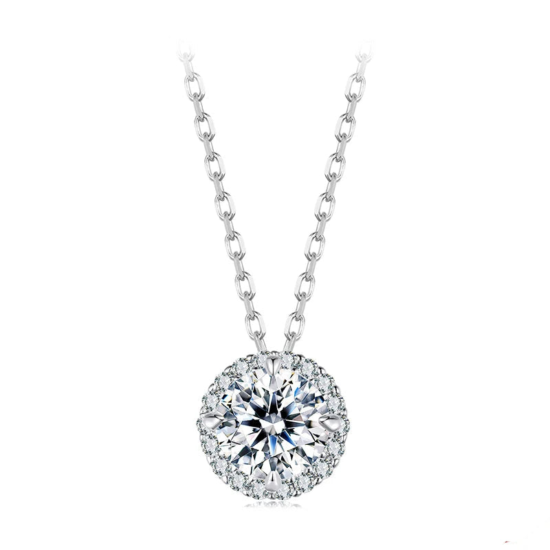 BAMOER Round Halo Moissanite Necklace close-up