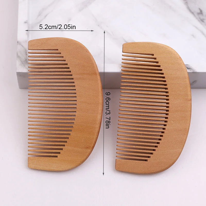 Mumavelle CalmComb Wooden Comb close-up