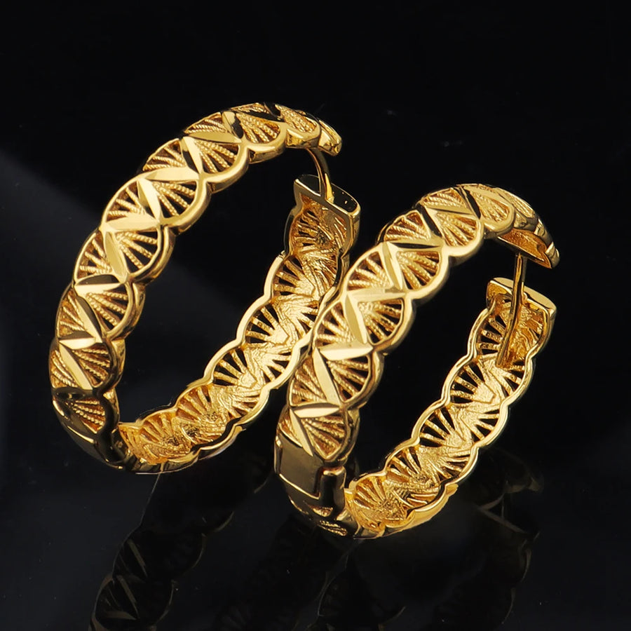 Hollowed-Out Geometric Earrings - 18k Gold Plated