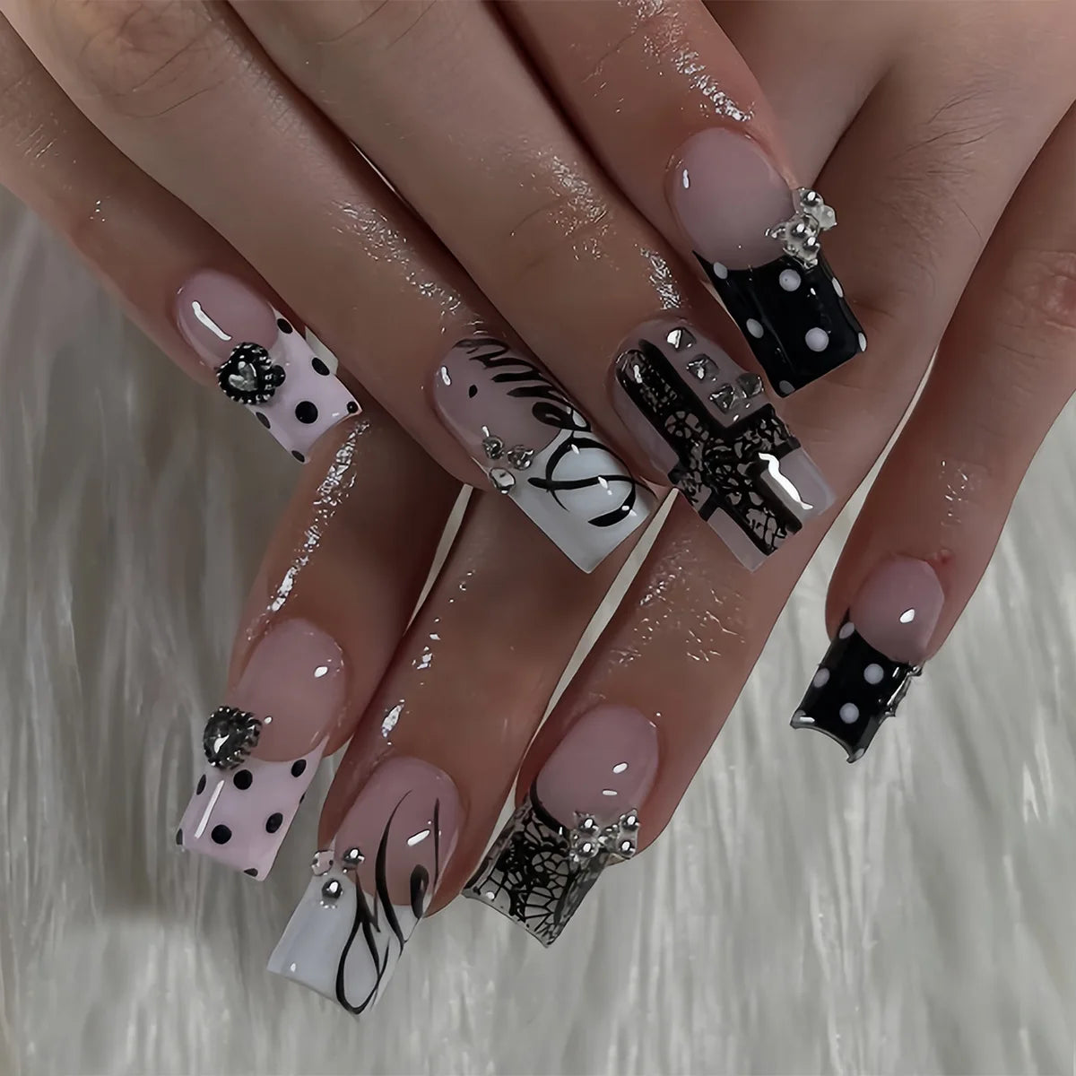 Velcrissa RougeVine Nails 24pc Medium Coffin Gothic Press-On Nails