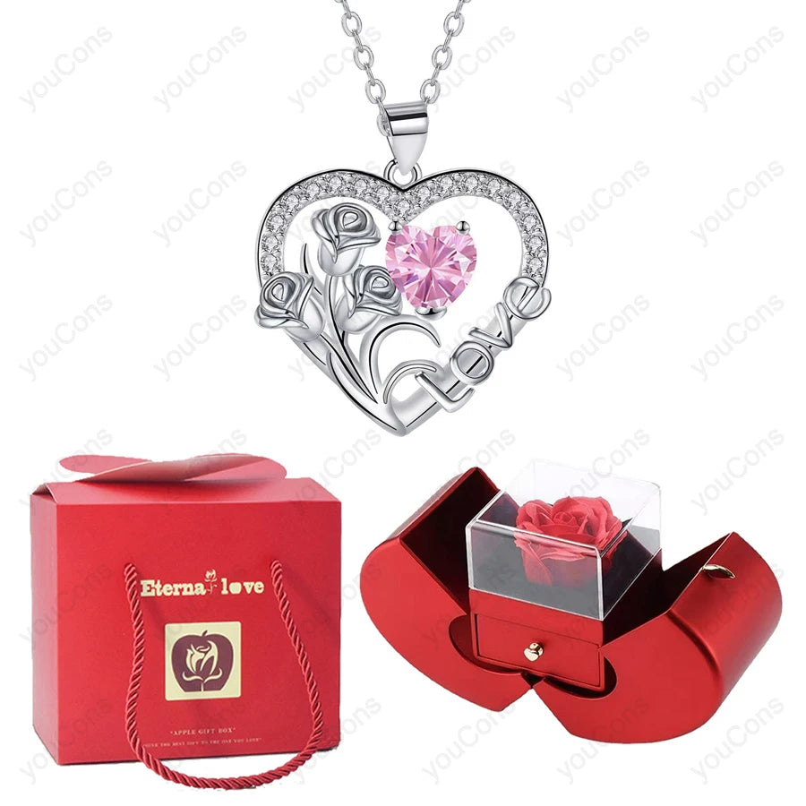 Heart Zircon Necklace pendant detail