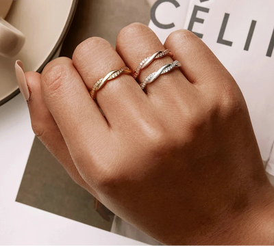 BAMOER Twisted Rope Ring worn