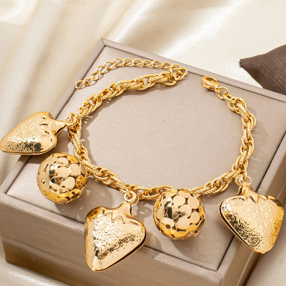 Spherical Bead Charm Bracelet heart charm detail