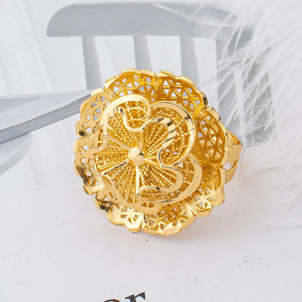 Vintage Filigree Flower Statement Ring detail shot