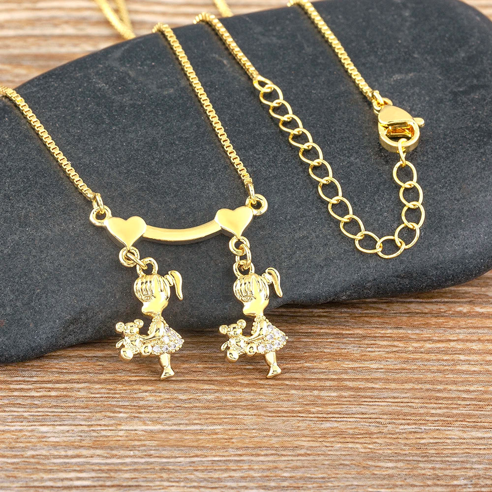 Everlyn Bond Mother's Necklace styling shot
