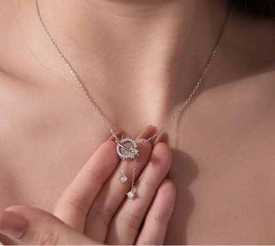 BAMOER Celestial Orbit Moissanite Necklace close-up