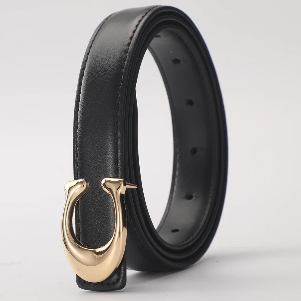 Veloura C-Buckle Belt buckle detail