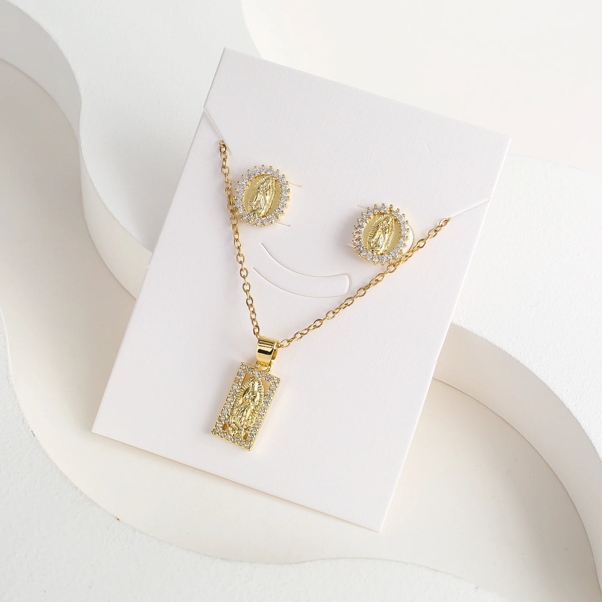 Maria Pendant Necklace & Earring Set size reference