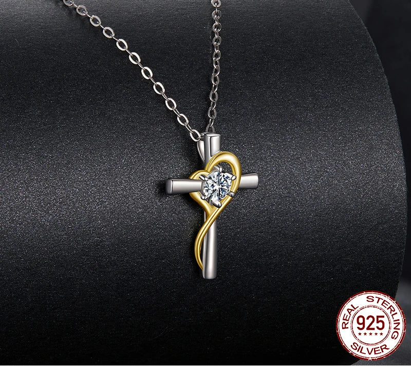 BAMOER Moissanite Cross Necklace pendant detail