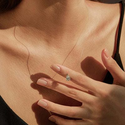 MODIAN Moissanite Choker Necklace stone detail