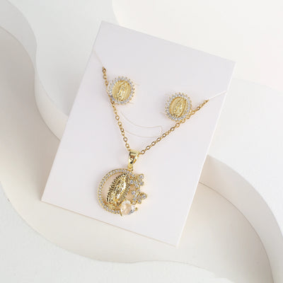 Maria Pendant Necklace & Earring Set gift presentation