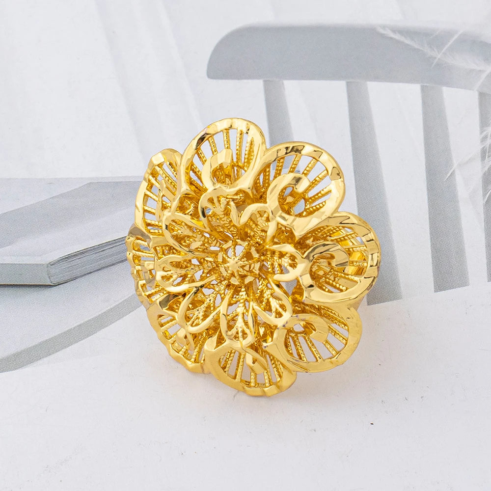 Vintage Filigree Flower Statement Ring texture detail