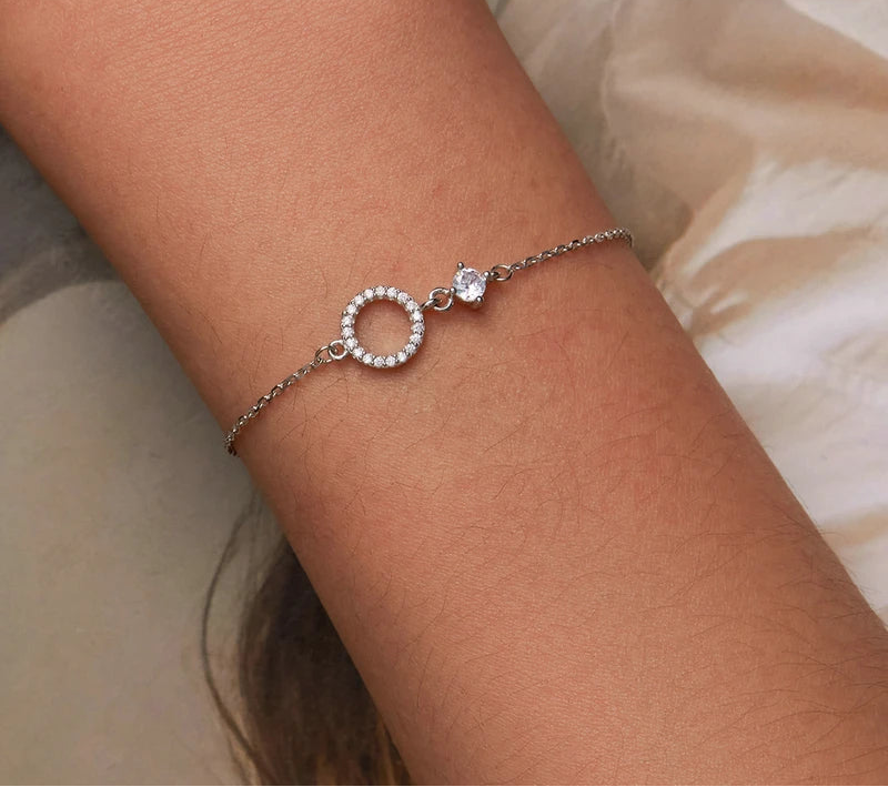 BAMOER Simple Ring-Link Bracelet worn