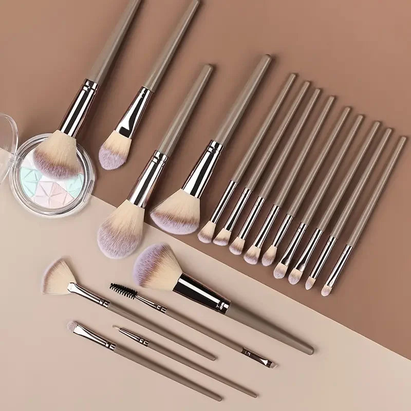 Elarisse PureBlend Makeup Brush Set bristle detail