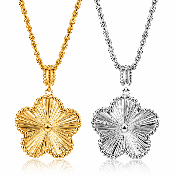 Clover Pendant Necklace